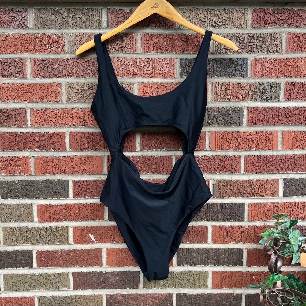 Zaful Swim Black Cut Out Front and Back One Piece Swim Suit